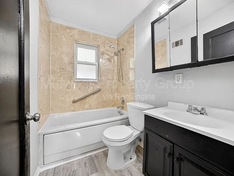 222 Henquin Dr — Photo 13