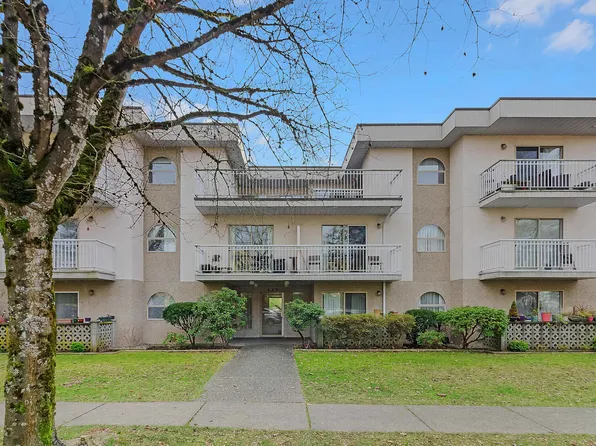 458 E 44th Ave #303, Vancouver, BC V5W 1W3