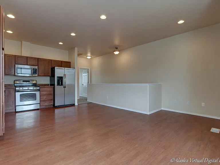 4507 Campbell Park Loop #22 — Photo 1