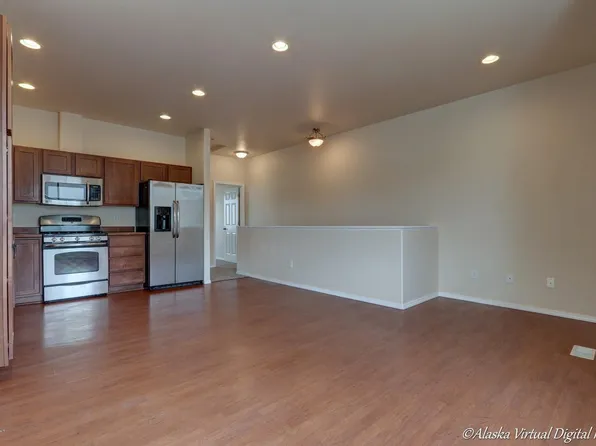 4507 Campbell Park Loop #22, Anchorage, AK 99507