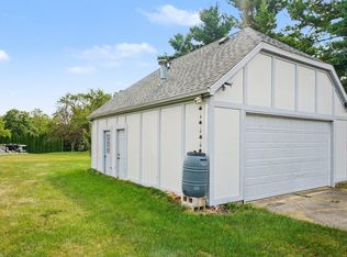 Apple Ln, Goshen, IN 46526