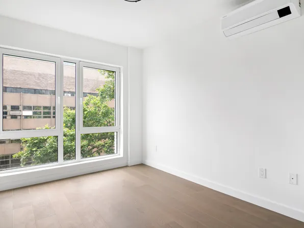 428 East 9th Street 509 image 2 of 16