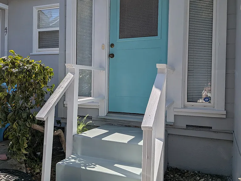 Dining room entrance