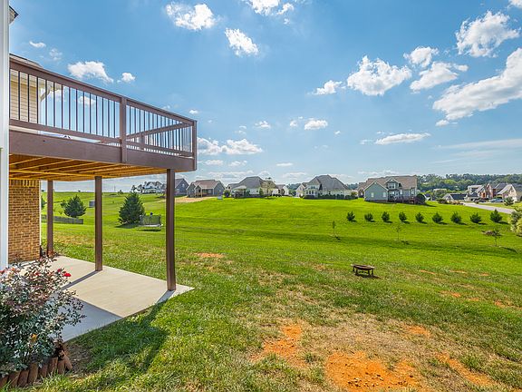 3rd image of 165 Gentle Mist Ln NE