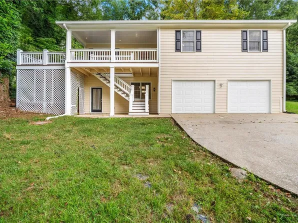 4607 Alpine Dr SW, Lilburn, GA 30047