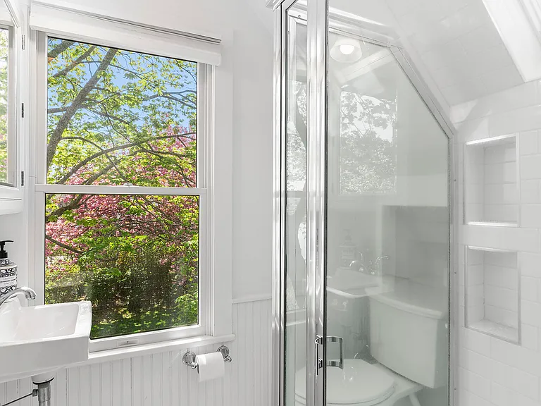 7 Bayview Rd — Photo 10