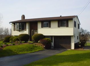 8485 Chestnut Ridge Rd, Gasport, NY 14067