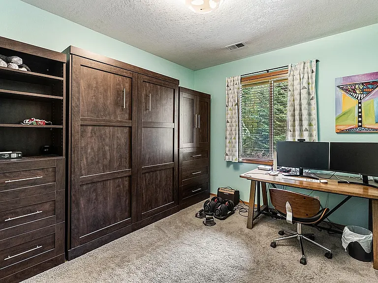 7956 SW 61st Ave — Photo 4