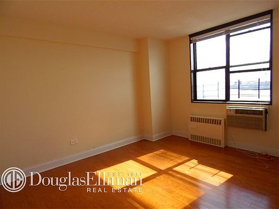 4th image of 3333 Broadway APT D26a