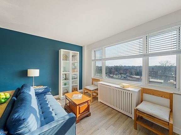 5th image of 11850 Edgewater Dr APT 724