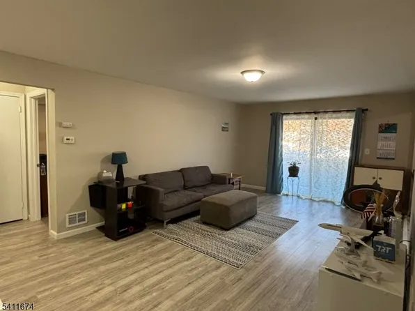 92-D Beverly Hill Ter #D, Woodbridge, NJ 07095