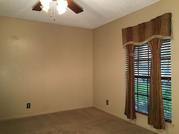 4th image of 1506 Beauchamp St
