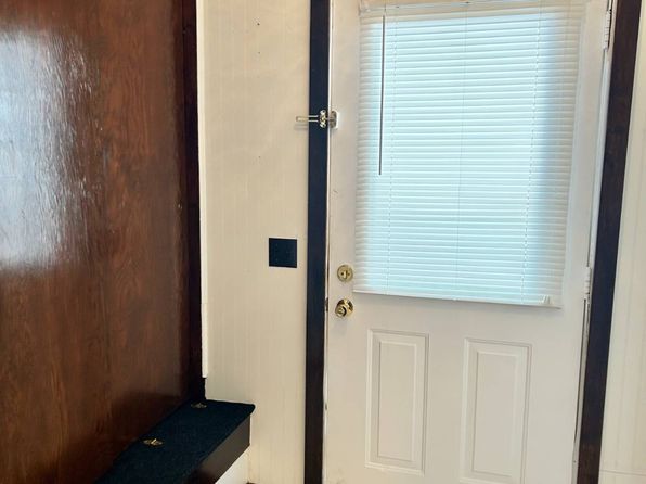 506 John St, Rolette, ND 58366