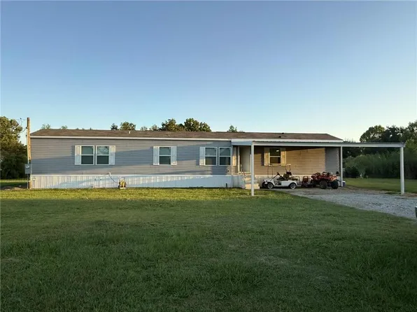 144 Levi Gremillion Rd, Plaucheville, LA 71362