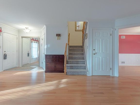 5th image of 29 Allison Dr #29