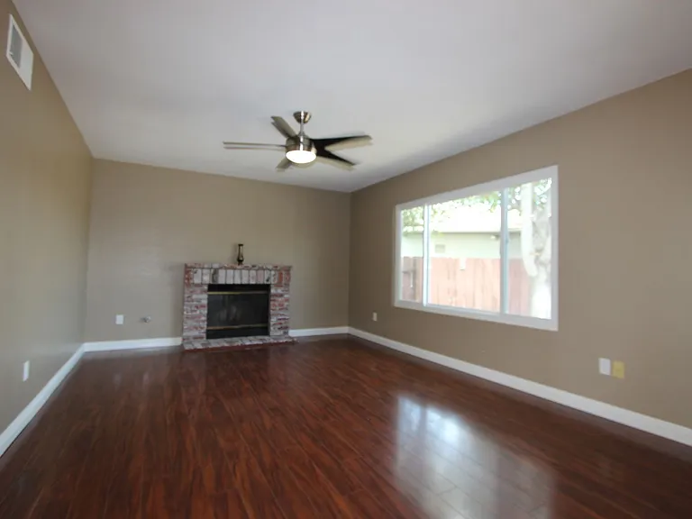 10350 Cheviot Ct — Photo 2