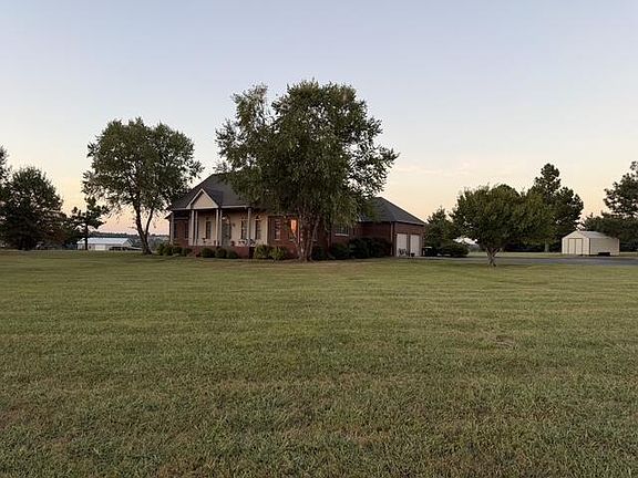 4th image of 460 B White Rd