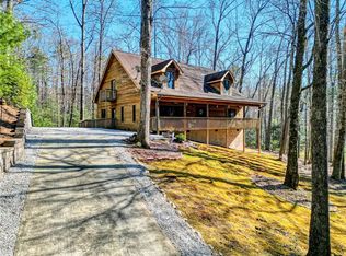 658 Chattooga Lake Rd, Mountain Rest, SC 29664