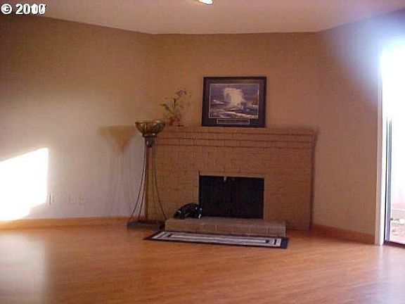 5th image of 617 SE 121st Ave APT 18