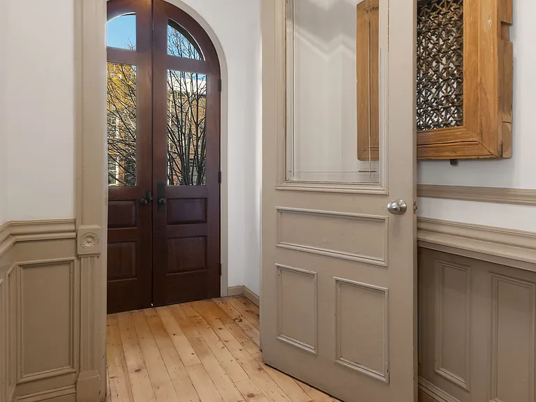 305 Stuyvesant Ave #2 — Photo 8
