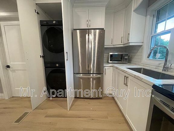 2nd image of 97 Wood St #2