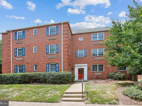1734 W Abingdon Dr APT 103, Alexandria, VA 22314