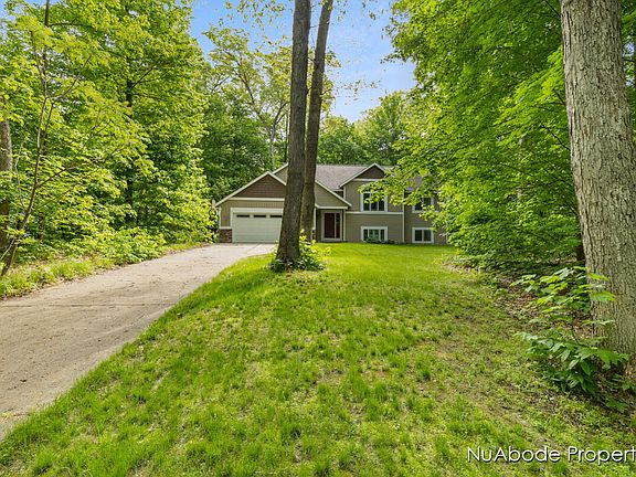 3rd image of 4039 Otuna Dr