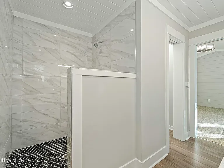 4701 Triplett Way — Photo 12