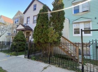 8927 S Muskegon Ave #3A, Chicago, IL 60617