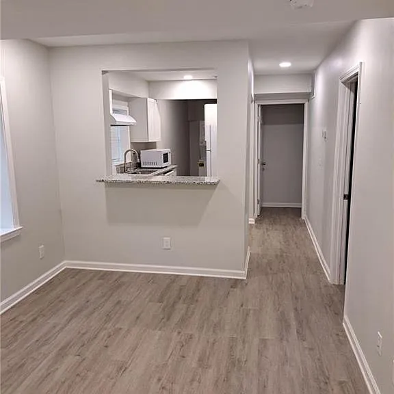 700 Lynn Cir SW — Photo 4