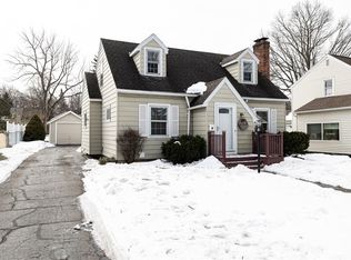 89 Avondale Rd, Rochester, NY 14622