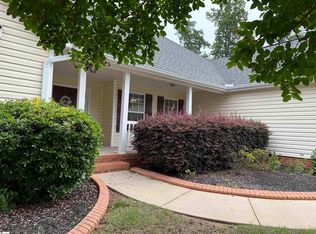 15 Tampico Ct, Greer, SC 29651