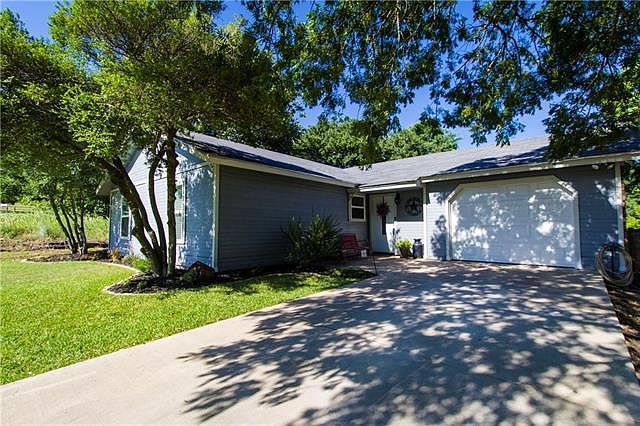 1st image of 559 Gail Dr