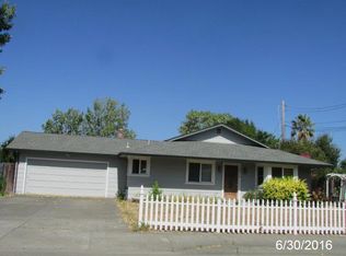 8215 Hembree Ln, Windsor, CA 95492