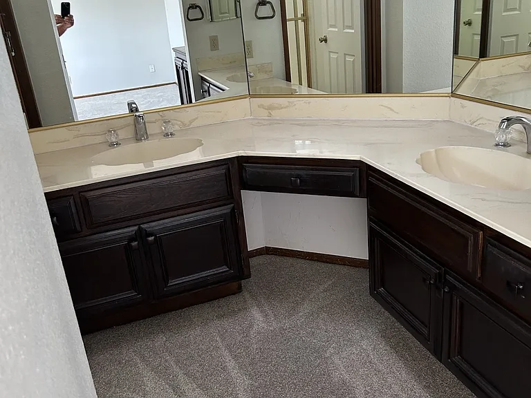 451 Summer View Cir — Photo 11