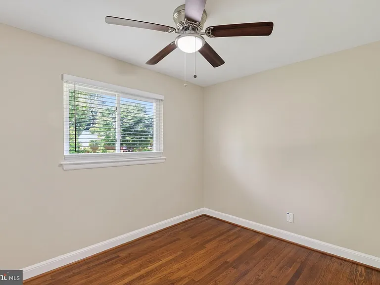 7216 Carol Ln — Photo 22
