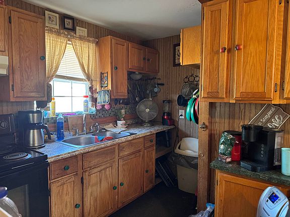 3rd image of 206 Western Avenue Avenue