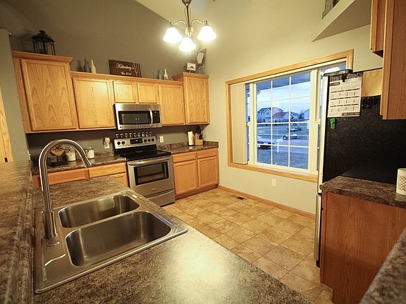 4th image of 345 Buena Vista Dr