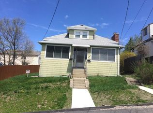 17 Hilma St, Worcester, MA 01606