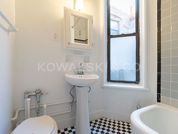 5th image of 53 Morton St #7H