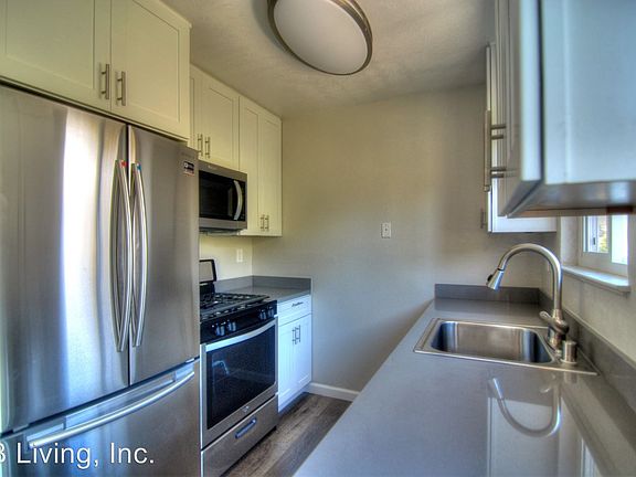 2nd image of 1336 Adobe Dr APT 03
