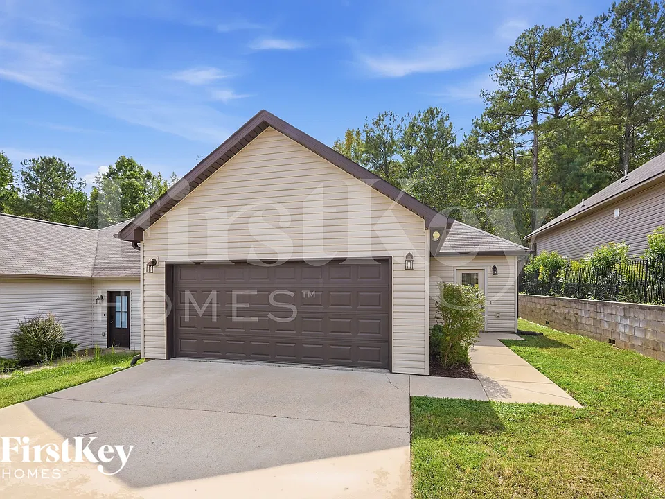 60 Deer Creek Dr