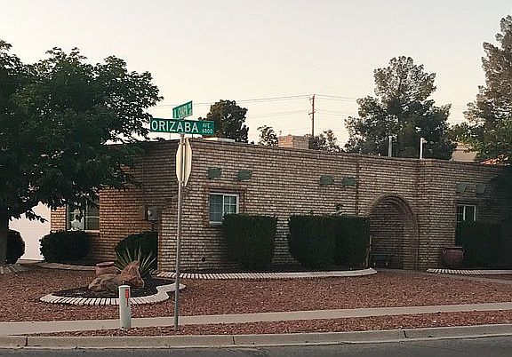 5th image of 6861 Orizaba Ave