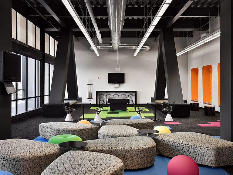 Dwight Lofts — Photo 4