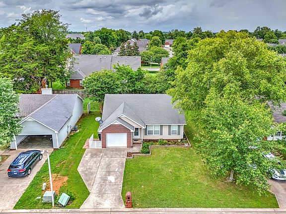 5th image of 2836 Roscommon Dr