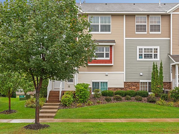 2nd image of 14600 Olivine St NW