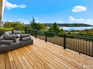 5817 NE 181st St, Kenmore, WA 98028