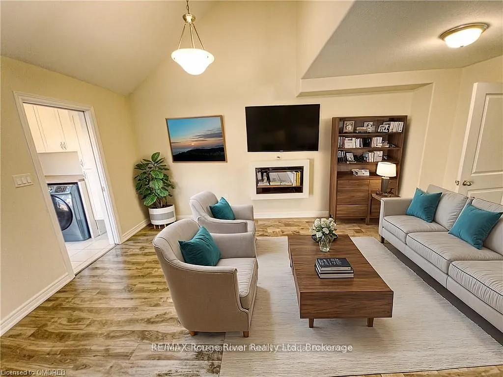 3 bed, $2,980 — Photo 3