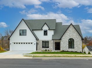 147 Rhodes Hill Dr, Dayton, VA 22821