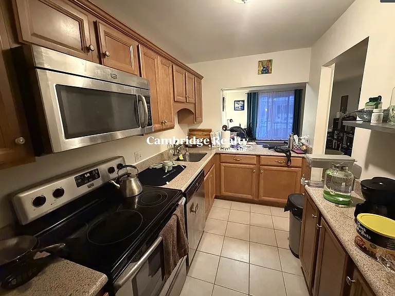 804 Centre St — Photo 5